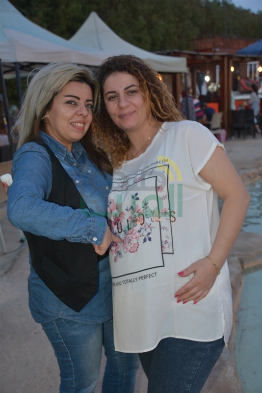 بالصور.. شاهيناز وياسر عدوية وأبواليف يشعلون حفل "بيوت باي" بالصور.. شاهيناز وياسر عدوية وأبواليف يشعلون حفل "بيوت باي"