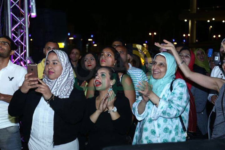 بالصور.. مى سليم تتألق فى 3 حفلات جماهيرية خلال عيد الربيع بالصور.. مى سليم تتألق فى 3 حفلات جماهيرية خلال عيد الربيع