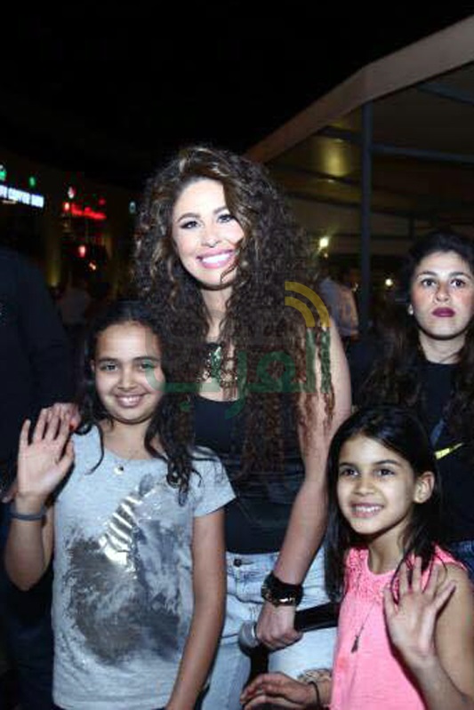 بالصور.. مى سليم تتألق فى 3 حفلات جماهيرية خلال عيد الربيع بالصور.. مى سليم تتألق فى 3 حفلات جماهيرية خلال عيد الربيع