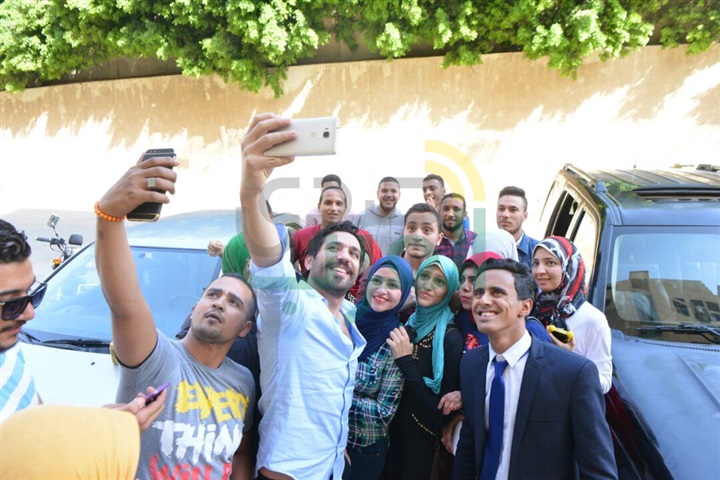 بالصور.. ندوة وتكريم حسن الرداد فى جامعة عين شمس بالصور.. ندوة وتكريم حسن الرداد فى جامعة عين شمس