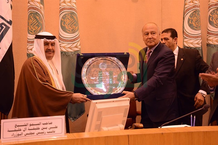 في احتفالية كبيرة.. جامعة الدول العربية تمنح صاحب السمو الملكي رئيس الوزراء الموقر خليفة بن سلمان "درع الريادة في العمل التنموي"