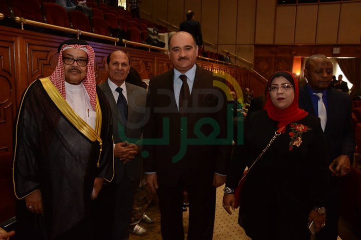 في احتفالية كبيرة.. جامعة الدول العربية تمنح صاحب السمو الملكي رئيس الوزراء الموقر خليفة بن سلمان "درع الريادة في العمل التنموي"