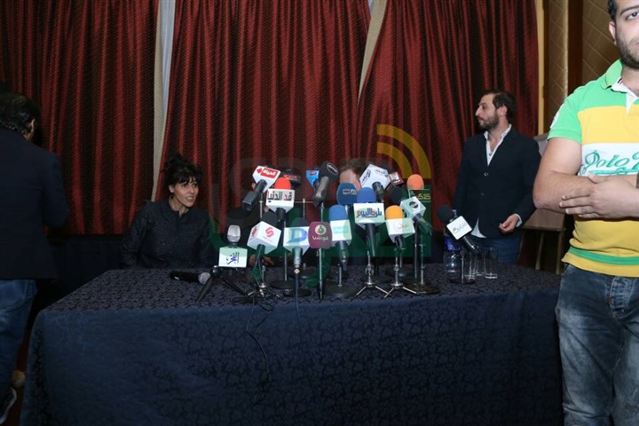 بالصور.. المؤتمر الصحفي للمطربة الجزائرية سعاد ماسي بالصور.. المؤتمر الصحفي للمطربة الجزائرية سعاد ماسي