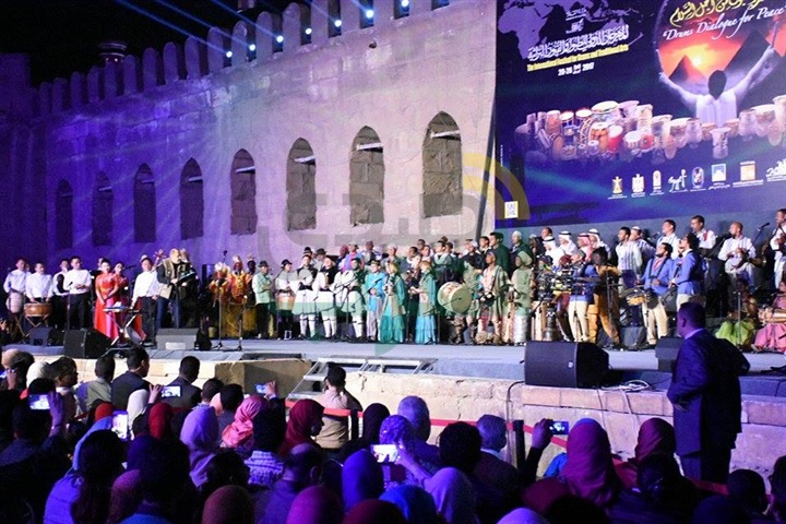 افتتاح المهرجان الدولي للطبول والفنون التراثية بالقلعة افتتاح المهرجان الدولي للطبول والفنون التراثية بالقلعة