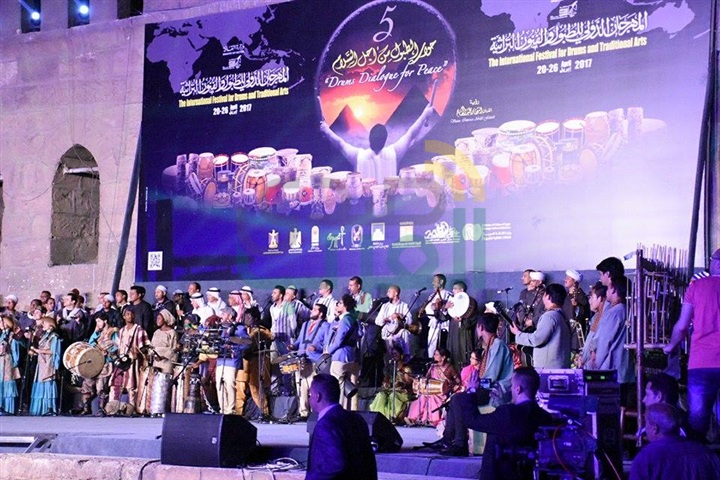 افتتاح المهرجان الدولي للطبول والفنون التراثية بالقلعة افتتاح المهرجان الدولي للطبول والفنون التراثية بالقلعة