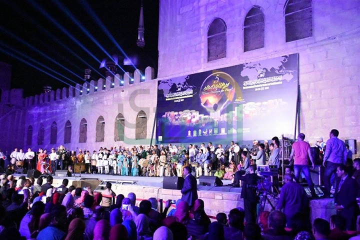 افتتاح المهرجان الدولي للطبول والفنون التراثية بالقلعة افتتاح المهرجان الدولي للطبول والفنون التراثية بالقلعة