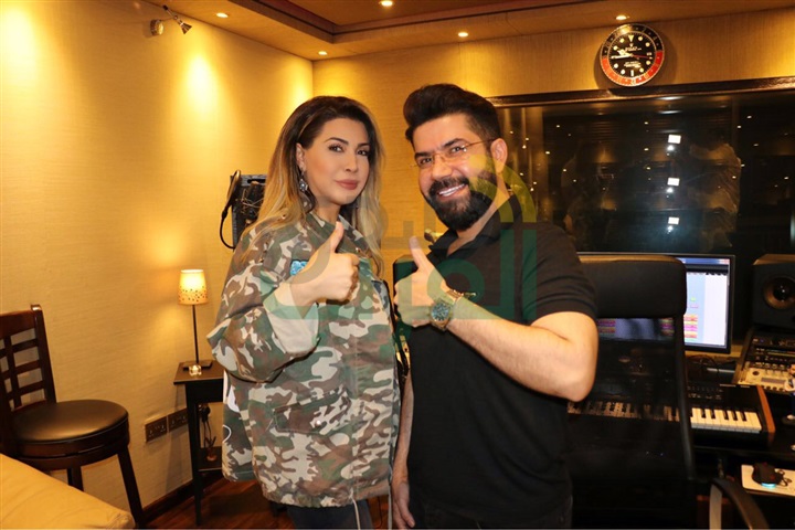 بالصور.. نوال الزغبي تسجل أغنية خليجية من لحن طلال بالصور.. نوال الزغبي تسجل أغنية خليجية من لحن طلال