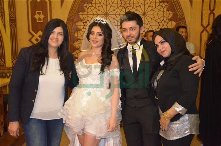 بالصور.. عقد قران الفنان هيثم محمد و الفنانة وفاء قمر بالصور.. عقد قران الفنان هيثم محمد و الفنانة وفاء قمر