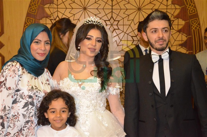 بالصور.. عقد قران الفنان هيثم محمد و الفنانة وفاء قمر بالصور.. عقد قران الفنان هيثم محمد و الفنانة وفاء قمر