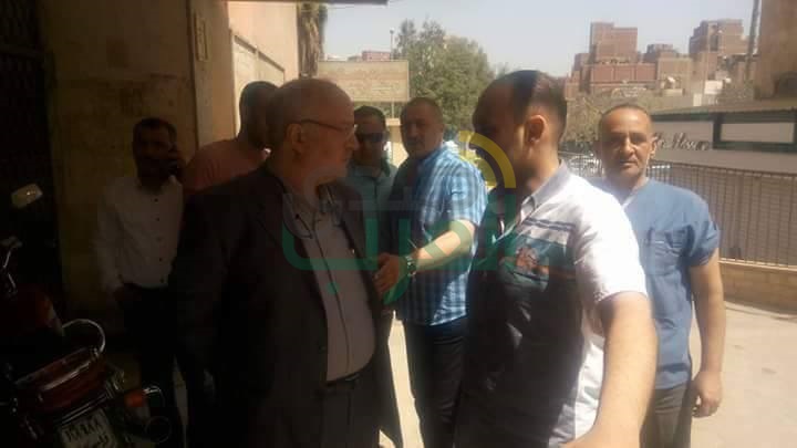 بالصور.. بدء أعمال الترميمات بمستشفى بنها الجامعى