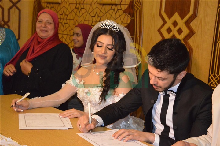 بالصور.. عقد قران الفنان هيثم محمد و الفنانة وفاء قمر بالصور.. عقد قران الفنان هيثم محمد و الفنانة وفاء قمر