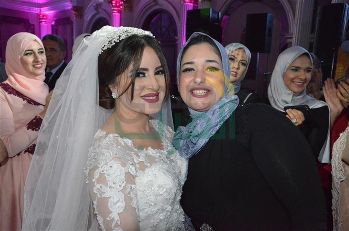 بالصور .. زفاف أحمد وأمنية برعاية حكيم