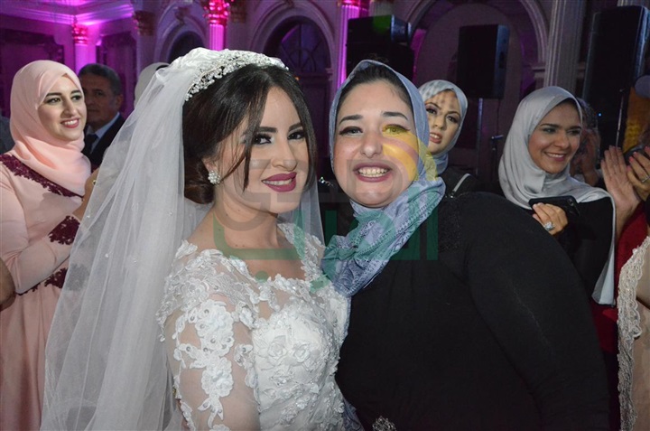 بالصور .. زفاف أحمد وأمنية برعاية حكيم بالصور .. زفاف أحمد وأمنية برعاية حكيم