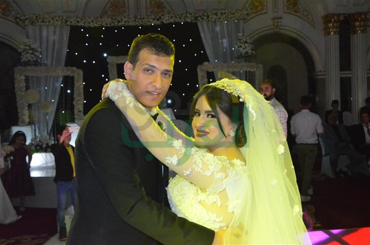 بالصور .. زفاف أحمد وأمنية برعاية حكيم بالصور .. زفاف أحمد وأمنية برعاية حكيم