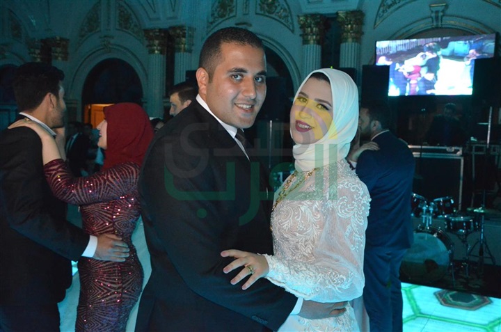 بالصور .. زفاف أحمد وأمنية برعاية حكيم بالصور .. زفاف أحمد وأمنية برعاية حكيم