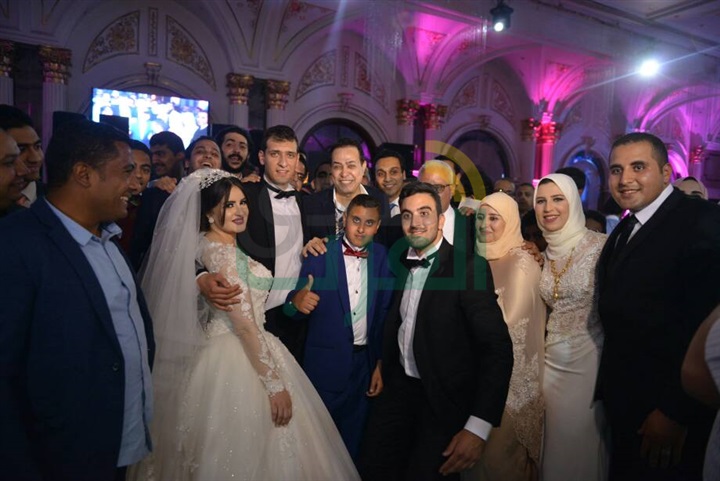 بالصور .. زفاف أحمد وأمنية برعاية حكيم بالصور .. زفاف أحمد وأمنية برعاية حكيم