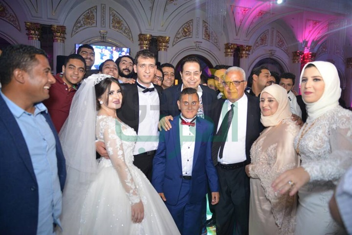 بالصور .. زفاف أحمد وأمنية برعاية حكيم بالصور .. زفاف أحمد وأمنية برعاية حكيم