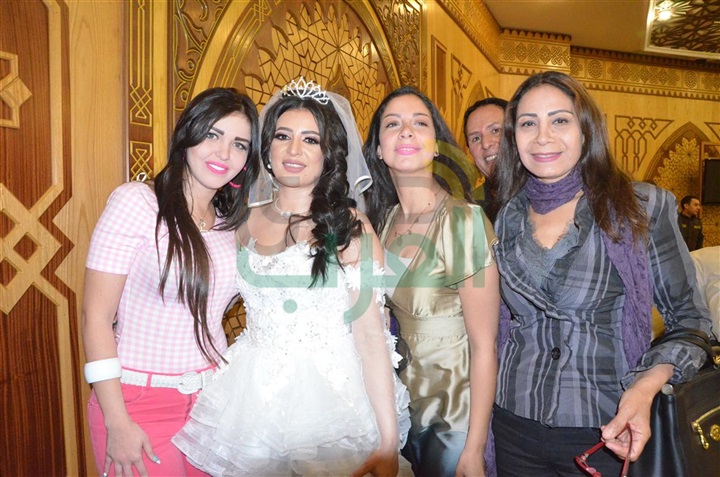 بالصور.. عقد قران الفنان هيثم محمد و الفنانة وفاء قمر بالصور.. عقد قران الفنان هيثم محمد و الفنانة وفاء قمر