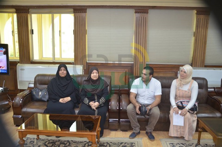 بالصور .. محافظ كفر الشيخ يُسلم "الأمهات المثاليات" منحة رئاسة الجمهورية بـ 100 ألف جنيه