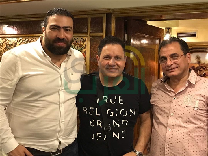بالصور.. افتتاح مطعم "مولانا" بحضور نجوم الفن بالصور.. افتتاح مطعم "مولانا" بحضور نجوم الفن