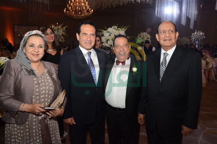 بالصور.. حفل زفاف نهى وكريم بحضور مجموعة من الوزراء والفنانين بالصور.. حفل زفاف نهى وكريم بحضور مجموعة من الوزراء والفنانين