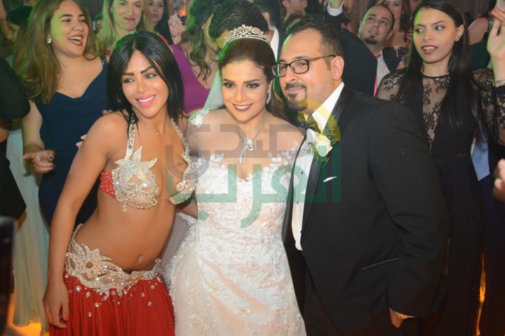 بالصور.. حفل زفاف نهى وكريم بحضور مجموعة من الوزراء والفنانين بالصور.. حفل زفاف نهى وكريم بحضور مجموعة من الوزراء والفنانين