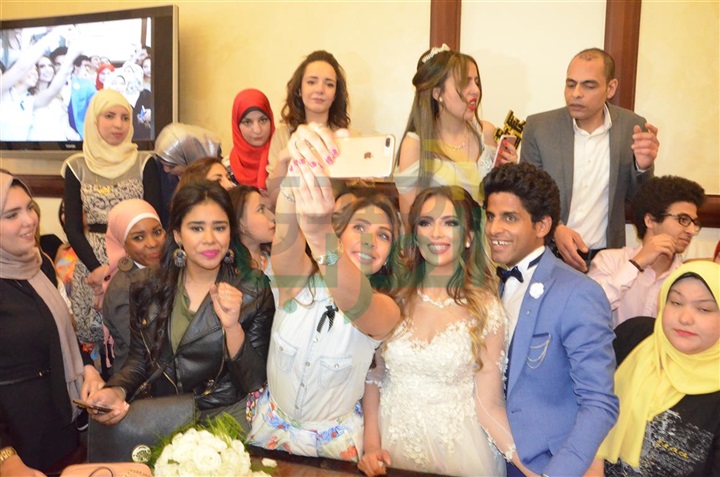 بالصور ... نجوم الفن فى عقد قران حمدى المرغنى وإسراء عبد الفتاح بالصور ... نجوم الفن فى عقد قران حمدى المرغنى وإسراء عبد الفتاح