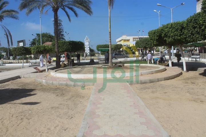 بالصور.. استكمال أعمال التجميل والتطوير بالميدان الإبراهيمي بدسوق