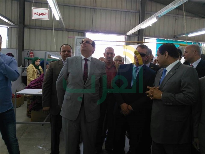 محافظ كفر الشيخ: تطبيق تجربة " وظيفتك جنب بيتك " لفتح مشروعات للشباب
