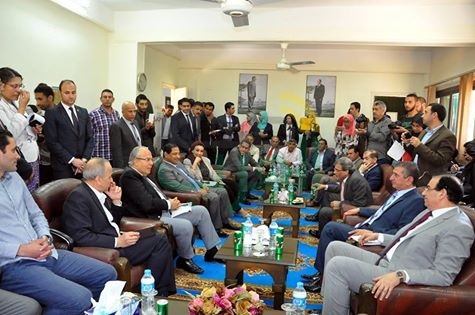 محافظ كفر الشيخ: تطبيق تجربة " وظيفتك جنب بيتك " لفتح مشروعات للشباب