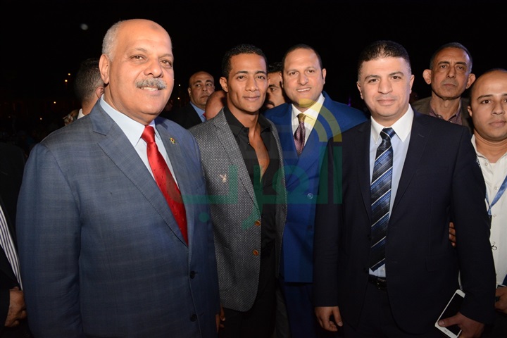 بالصور .. محمد رمضان يشارك رئيس اتحاد الرماية ونائب وزير الشباب في احتفالية البطولة الإفريقية للرماية وبطولة الشيخة فاطمة بنت مبارك لرماية السيدات بالصور .. محمد رمضان يشارك رئيس اتحاد الرماية ونائب وزير الشباب في احتفالية البطولة الإفريقية للرماية وبطولة الشيخة فاطمة بنت مبارك لرماية السيدات