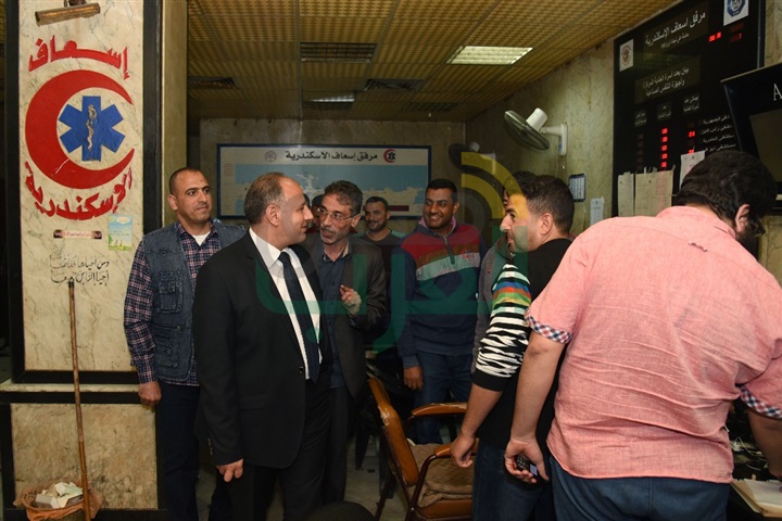 محافظة الإسكندرية يفاجئ مرفق الإسعاف بزيارة تفقدية 