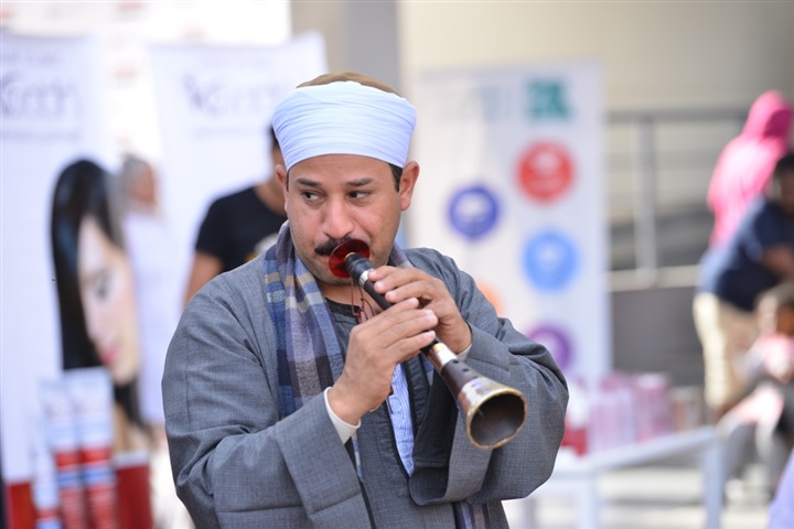 بالصور .. أحمد ذكي بدر يفتتح أسبوع "يوم في حب مصر" في " متروبوليتان" بالصور .. أحمد ذكي بدر يفتتح أسبوع "يوم في حب مصر" في " متروبوليتان"