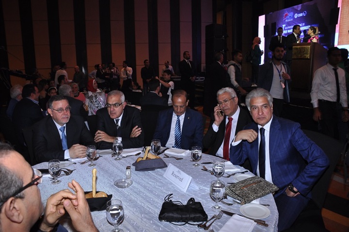 بالصور ... مركز أورام المنصورة يمنح درع التميز لنجوم الفن والرياضة واﻹعلام بالصور ... مركز أورام المنصورة يمنح درع التميز لنجوم الفن والرياضة واﻹعلام