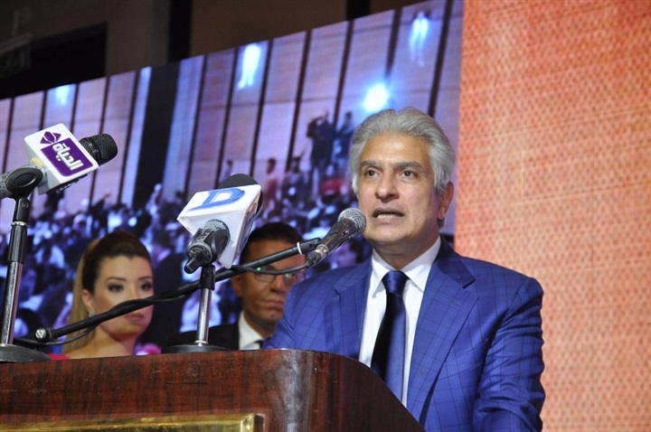 بالصور ... مركز أورام المنصورة يمنح درع التميز لنجوم الفن والرياضة واﻹعلام بالصور ... مركز أورام المنصورة يمنح درع التميز لنجوم الفن والرياضة واﻹعلام