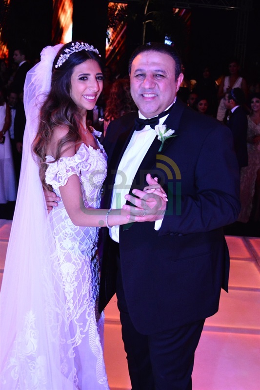 بالصور.. نجوم الفن والسياسة يحضرون حفل زفاف ابنة إيهاب طلعت بالصور.. نجوم الفن والسياسة يحضرون حفل زفاف ابنة إيهاب طلعت