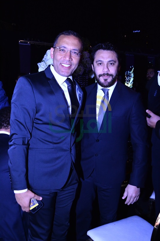 بالصور.. نجوم الفن والسياسة يحضرون حفل زفاف ابنة إيهاب طلعت بالصور.. نجوم الفن والسياسة يحضرون حفل زفاف ابنة إيهاب طلعت