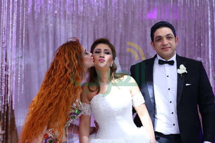 بالصور.. ياسر الحريري وأوكسانا يشعلان زفاف "طارق درة" و"نهى حجاج" بالصور.. ياسر الحريري وأوكسانا يشعلان زفاف "طارق درة" و"نهى حجاج"