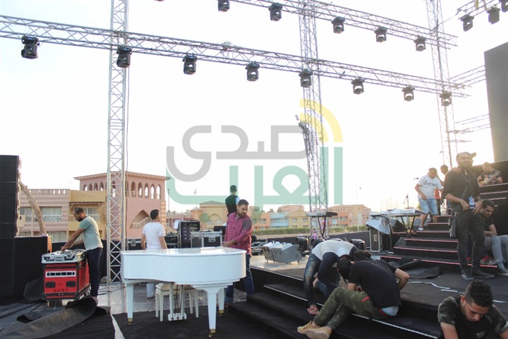 بالصور .. تجهيزات حفل تامر حسني بالصور .. تجهيزات حفل تامر حسني