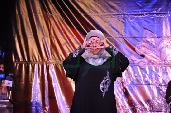 بالصور .. بكاء وفرحه أثناء إعلان الجوائز فى ختام مهرجان المسرح العربى بالصور .. بكاء وفرحه أثناء إعلان الجوائز فى ختام مهرجان المسرح العربى