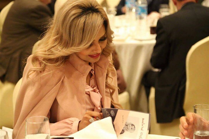 بالصور.. حفل توقيع كتاب ذاكرة ثورة مأزومة للباحثة اليمنية وسام باسندوة بالصور.. حفل توقيع كتاب ذاكرة ثورة مأزومة للباحثة اليمنية وسام باسندوة