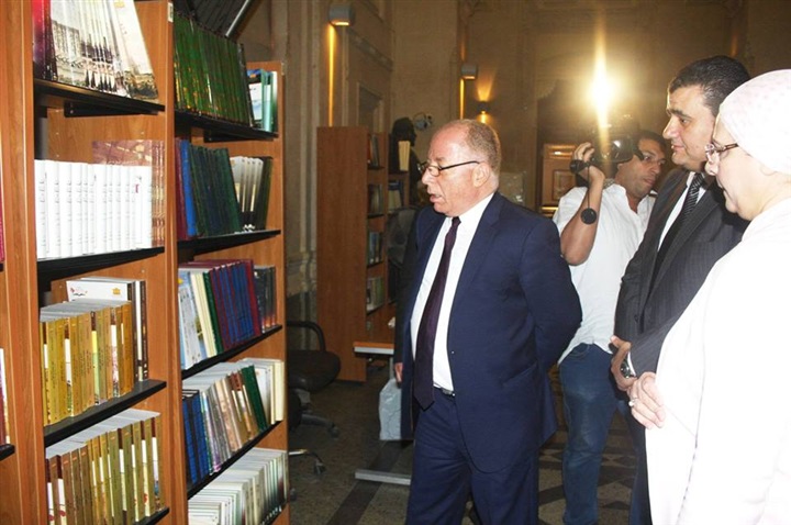 وزير الثقافة يتفقد دار الكتب بباب الخلق وزير الثقافة يتفقد دار الكتب بباب الخلق