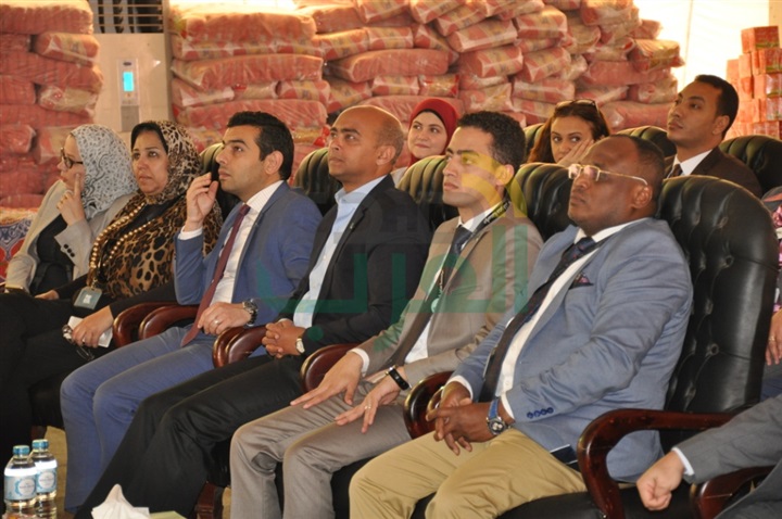 بالصور.. "مصر الخير" تُطلق حملة "إفطار 5 ملايين صائم" بالصور.. "مصر الخير" تُطلق حملة "إفطار 5 ملايين صائم"