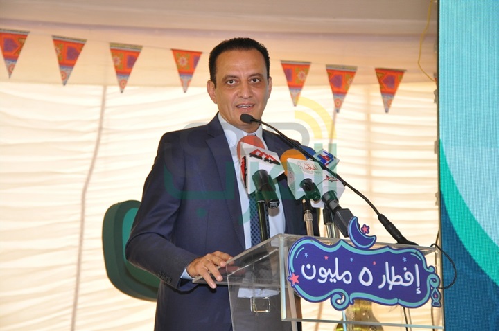 بالصور.. "مصر الخير" تُطلق حملة "إفطار 5 ملايين صائم" بالصور.. "مصر الخير" تُطلق حملة "إفطار 5 ملايين صائم"