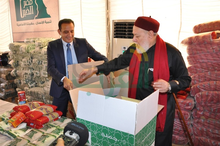 بالصور.. "مصر الخير" تُطلق حملة "إفطار 5 ملايين صائم" بالصور.. "مصر الخير" تُطلق حملة "إفطار 5 ملايين صائم"