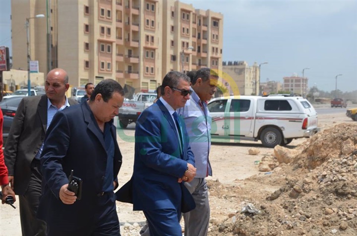 بالصور.. محافظ كفر الشيخ يتابع أعمال إنشاء المرحلة الأولى من كورنيش بحيرة البرلس