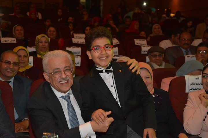 بالصور..شوقى يشهد انطلاق فاعليات مهرجان الحفل الختامى للأنشطة التربوية