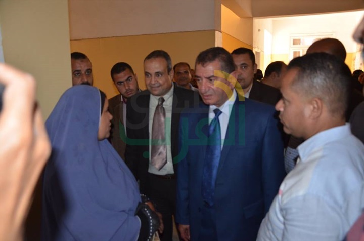 بالصور.. محافظ كفر الشيخ يطمئن على مستوى الرعاية بوحدة "الجزيرة الخضراء" الصحية 