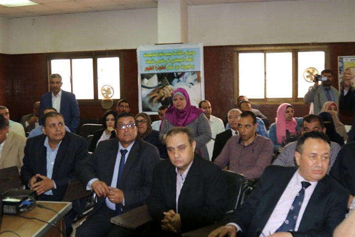 بالصور.. نائب وزير الزراعة ومحافظ كفرالشيخ يبحثان تطوير الثروة الحيوانية والسمكية