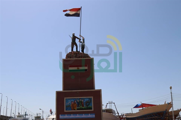 بالصور .. "محرز" و"نصر" يتفقدان النصب التذكارى في برج البرلس